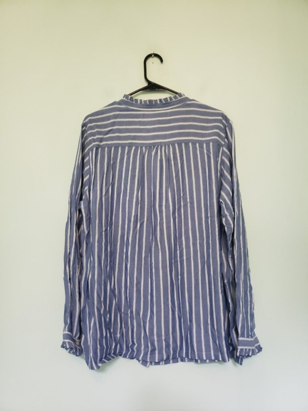Loft Womens Plus 16 Blouse Button Up High Collar Ruffle Blue Stripe Career NWT - Picture 2 of 6